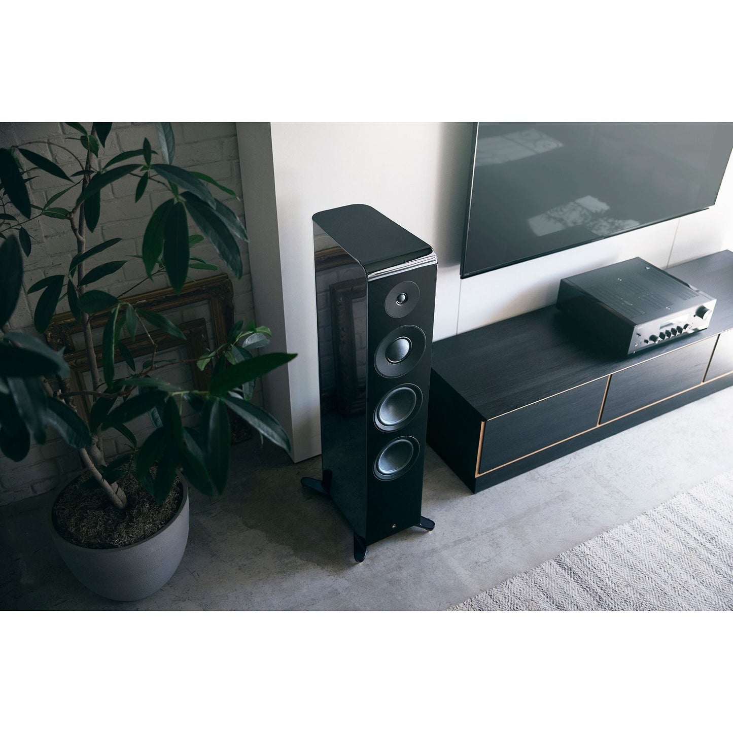 Yamaha NS-2000A Floorstanding Speaker (Each)