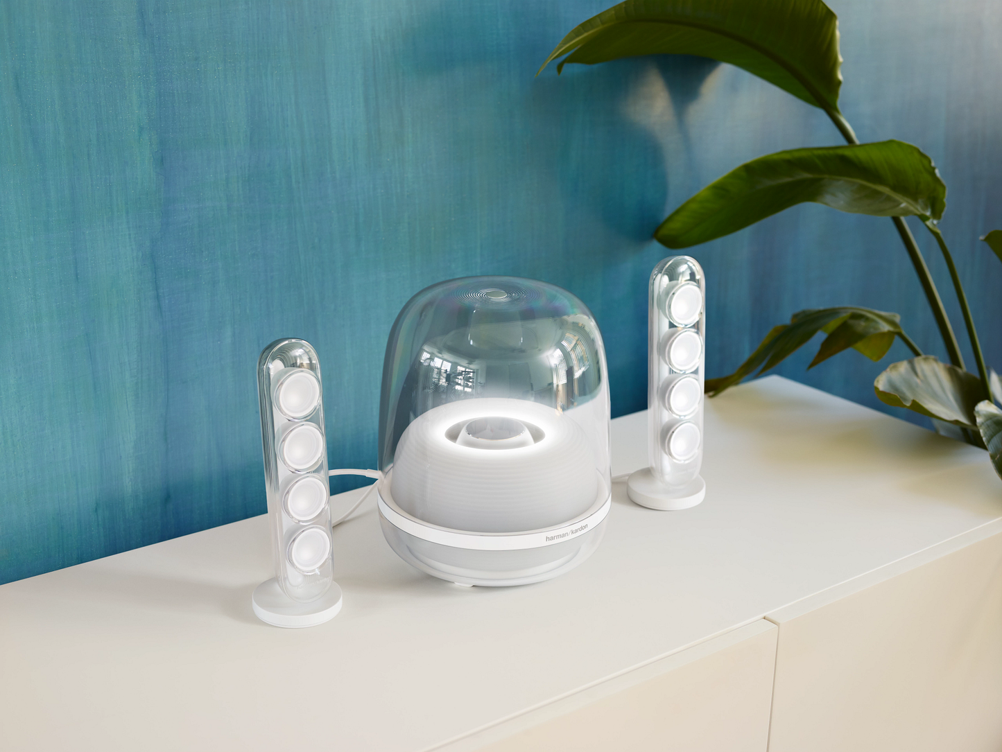 Harman Kardon SoundSticks 4 Bluetooth Wireless 2.1 Speaker System