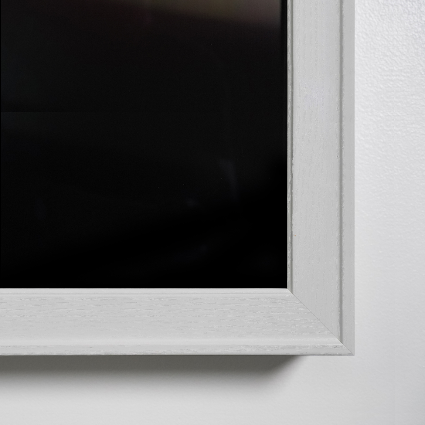 Leon Studio Frame for Sony BRAVIA 9