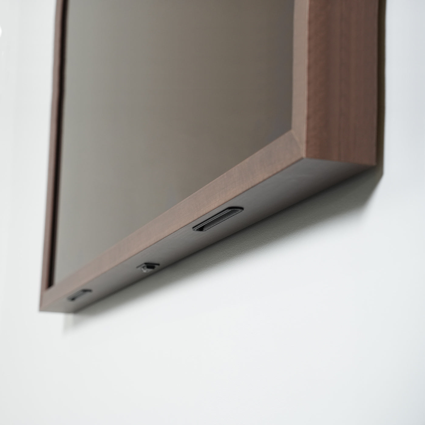 Leon Studio Frame for Sony BRAVIA 9